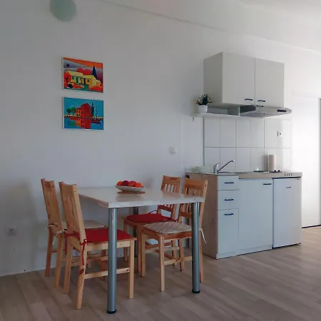 With A Parking Space Bilo, - 13612 Appartement Primošten