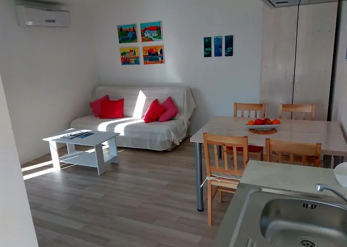 Appartement With A Parking Space Bilo, - 13612 *